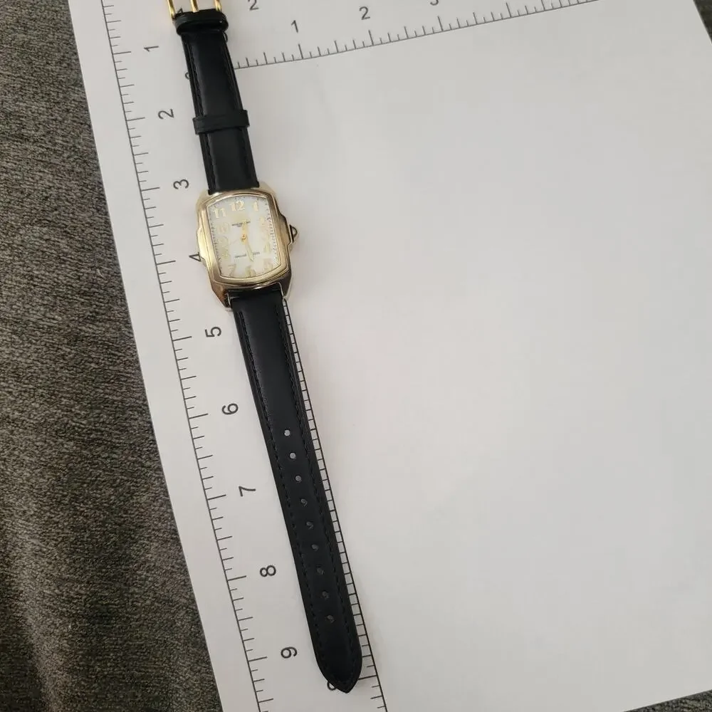 Vintage Invicta 9092 Special Edition Womens Watch Gold Case Black Leather Strap